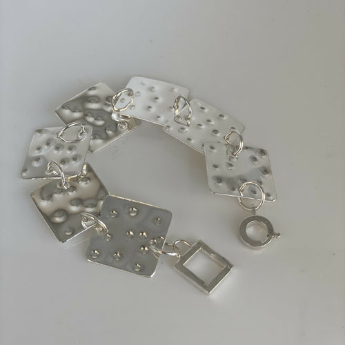 bracelet_en_argent_massif_martele_squares_artyssia copie | EMPREINTES Paris - EMPREINTES Paris
