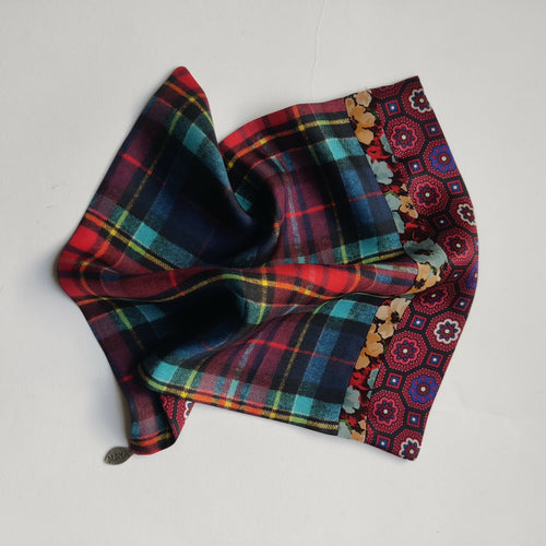 Pochette soie homme - check mosaiquerouge | EMPREINTES Paris - EMPREINTES Paris