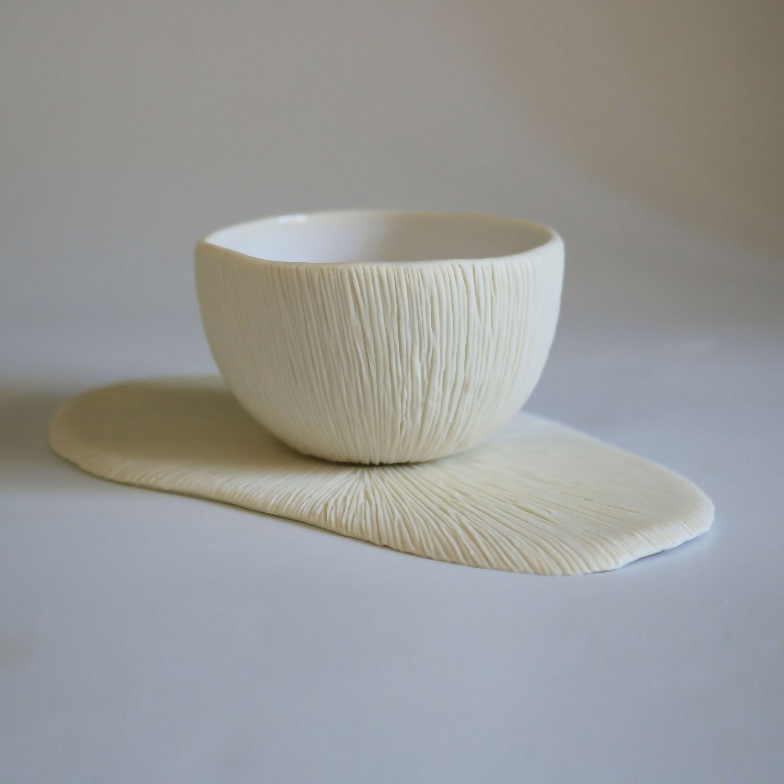 tasse_et_soucoupe_en_porcelaine_royale_cglabsete copie | EMPREINTES Paris