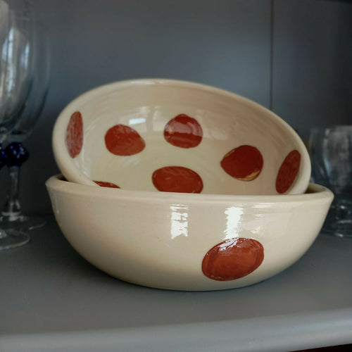 assiette_creuse_pois_rouges_georgie_blin_ceramiste copie | EMPREINTES Paris - EMPREINTES Paris