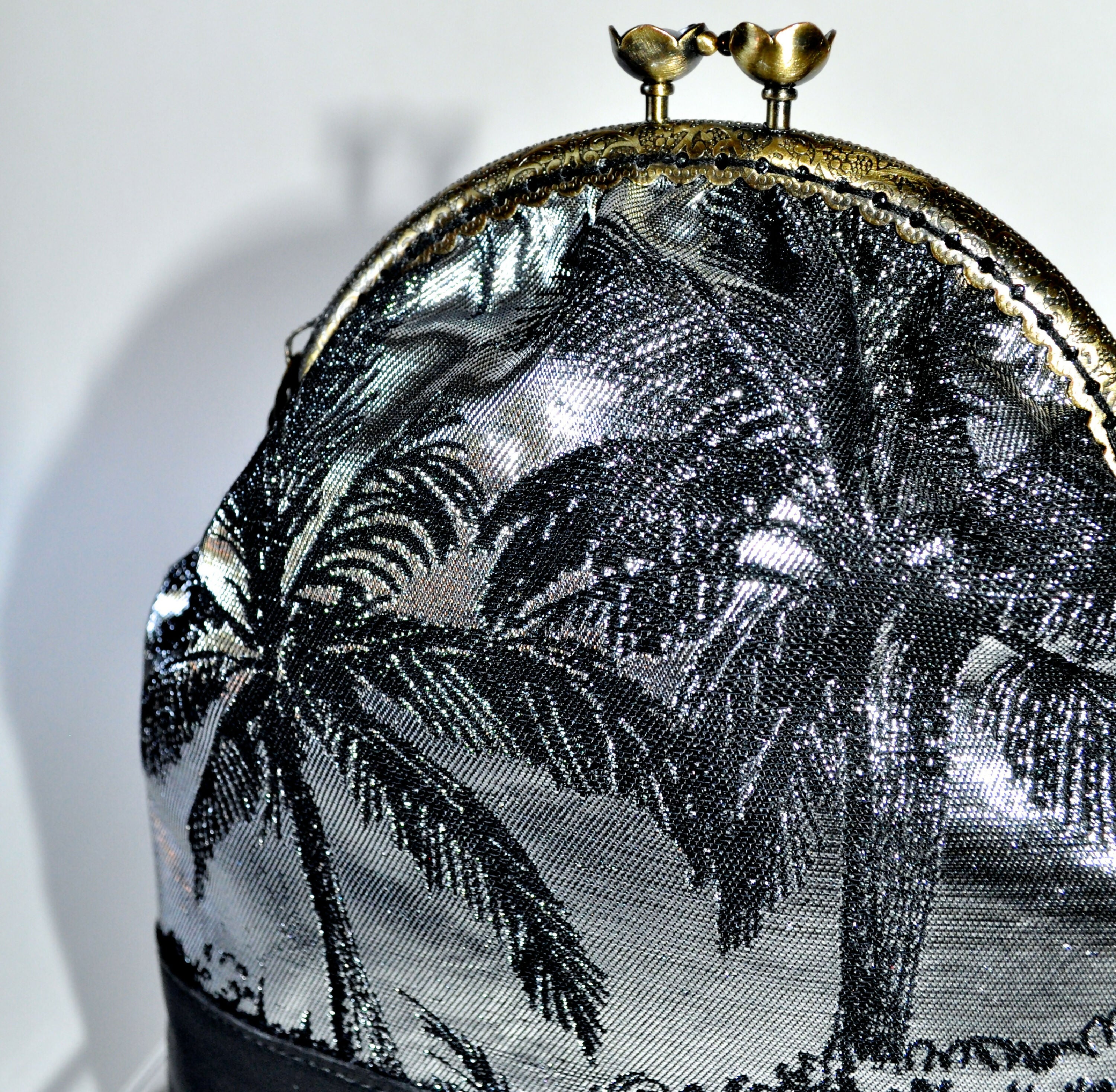 0bSmb9FnZ2 | EMPREINTES Paris