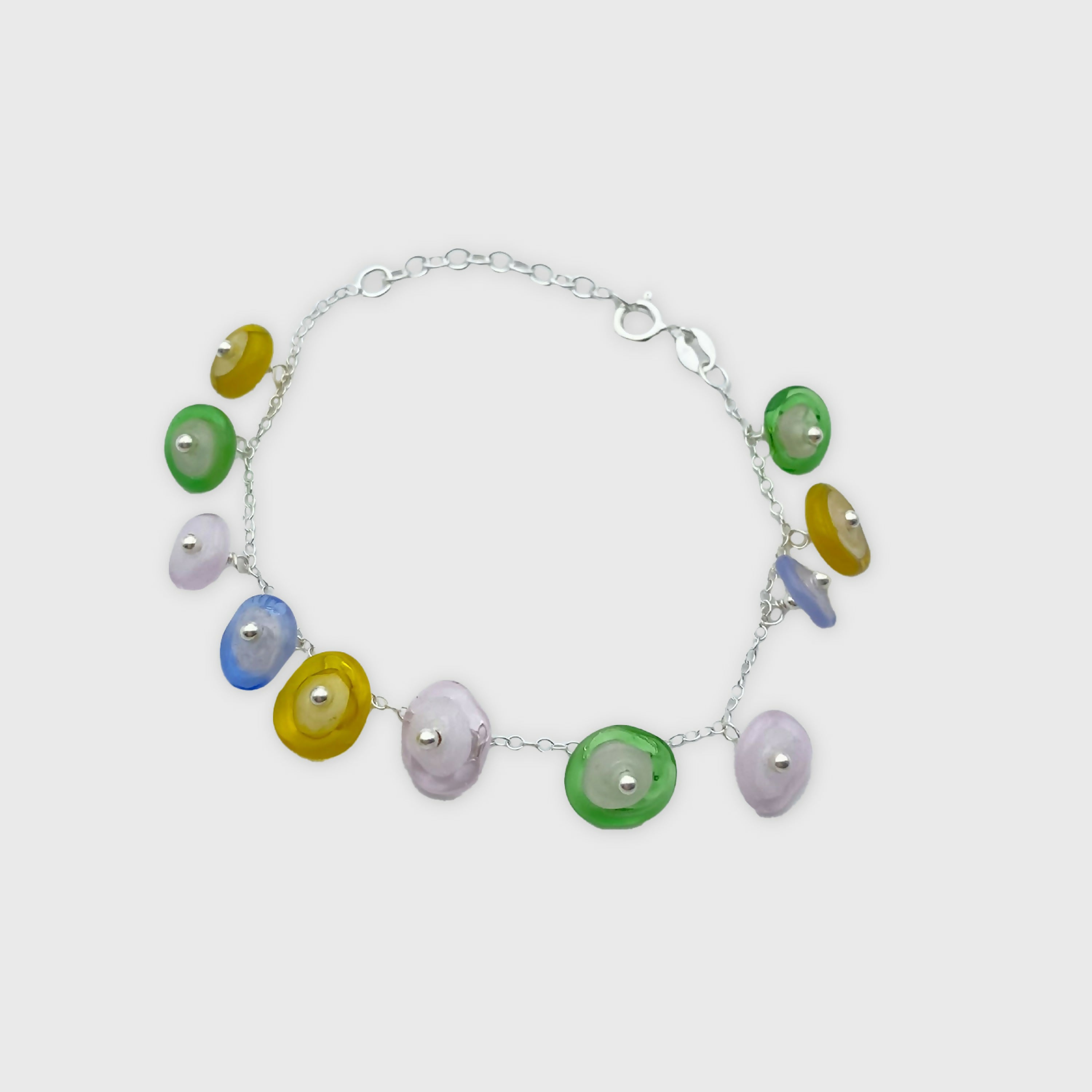 bracelet_en_perles_en_verre_multicolore_montees_sur_une_chaine_en_argent_lathoumetie_helene copie | EMPREINTES Paris