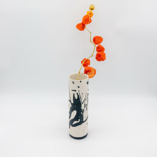 vase_cylindrique_noir_et_blanc_sylvie_godart copie | EMPREINTES Paris - EMPREINTES Paris