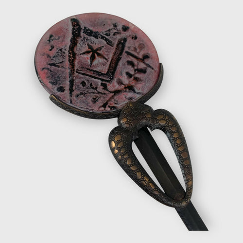 ouvre-lettres rouge et or, francs-maçons, art antique, cadeau collection decoration franc maçonique, cadeau homme, cristal made in France, Stephane Dunoyer creations, coupe papier bureau, piece unique | EMPREINTES Paris - EMPREINTES Paris