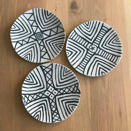 Ensemble de 3 Assiettes Ethnik Black | EMPREINTES Paris - EMPREINTES Paris