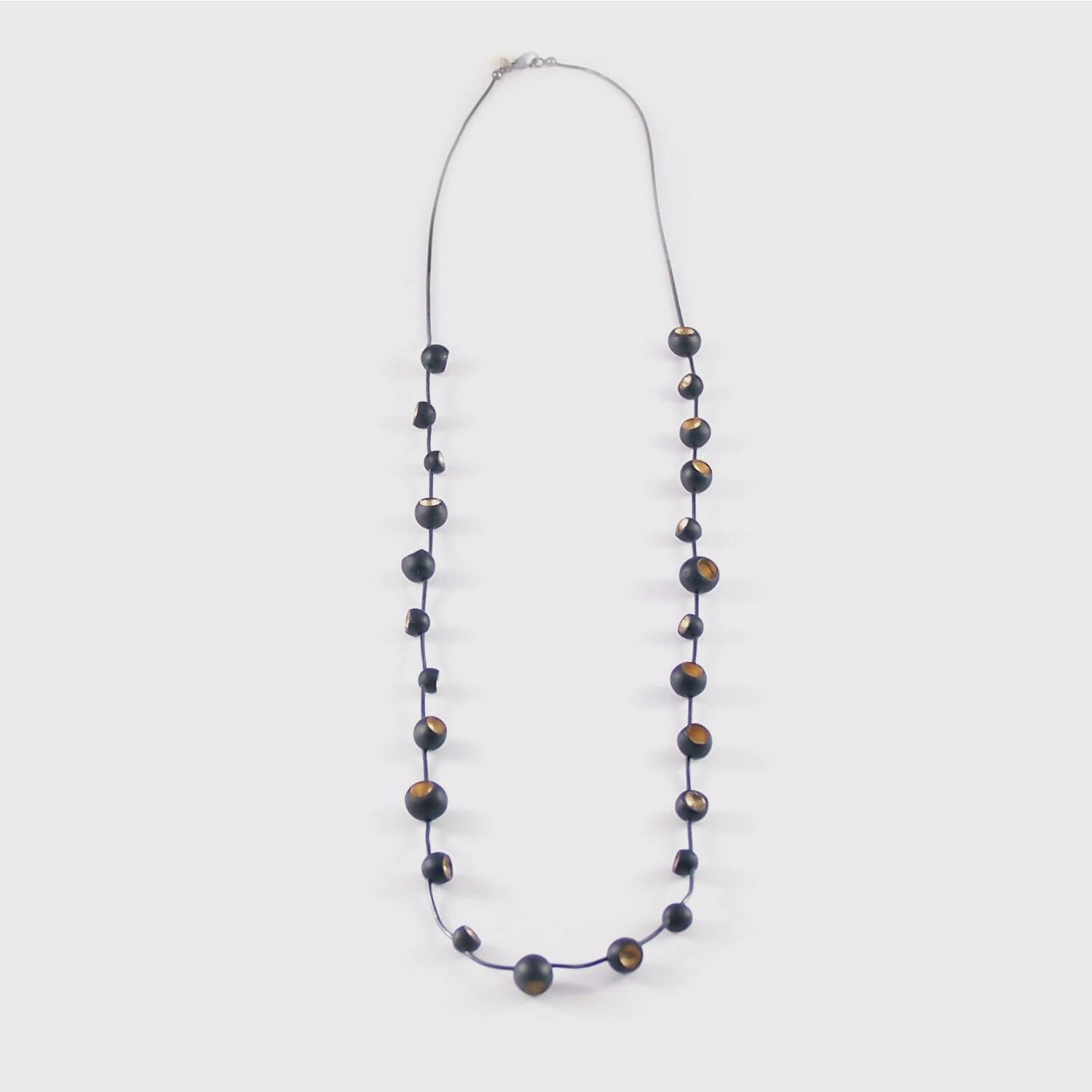 Collier Senecio noir et or | EMPREINTES Paris