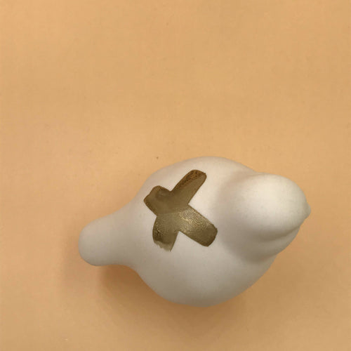 veronique-prenant-oiseau-porcelaine-dore-croix1588070798-55900-1 copie | EMPREINTES Paris - EMPREINTES Paris