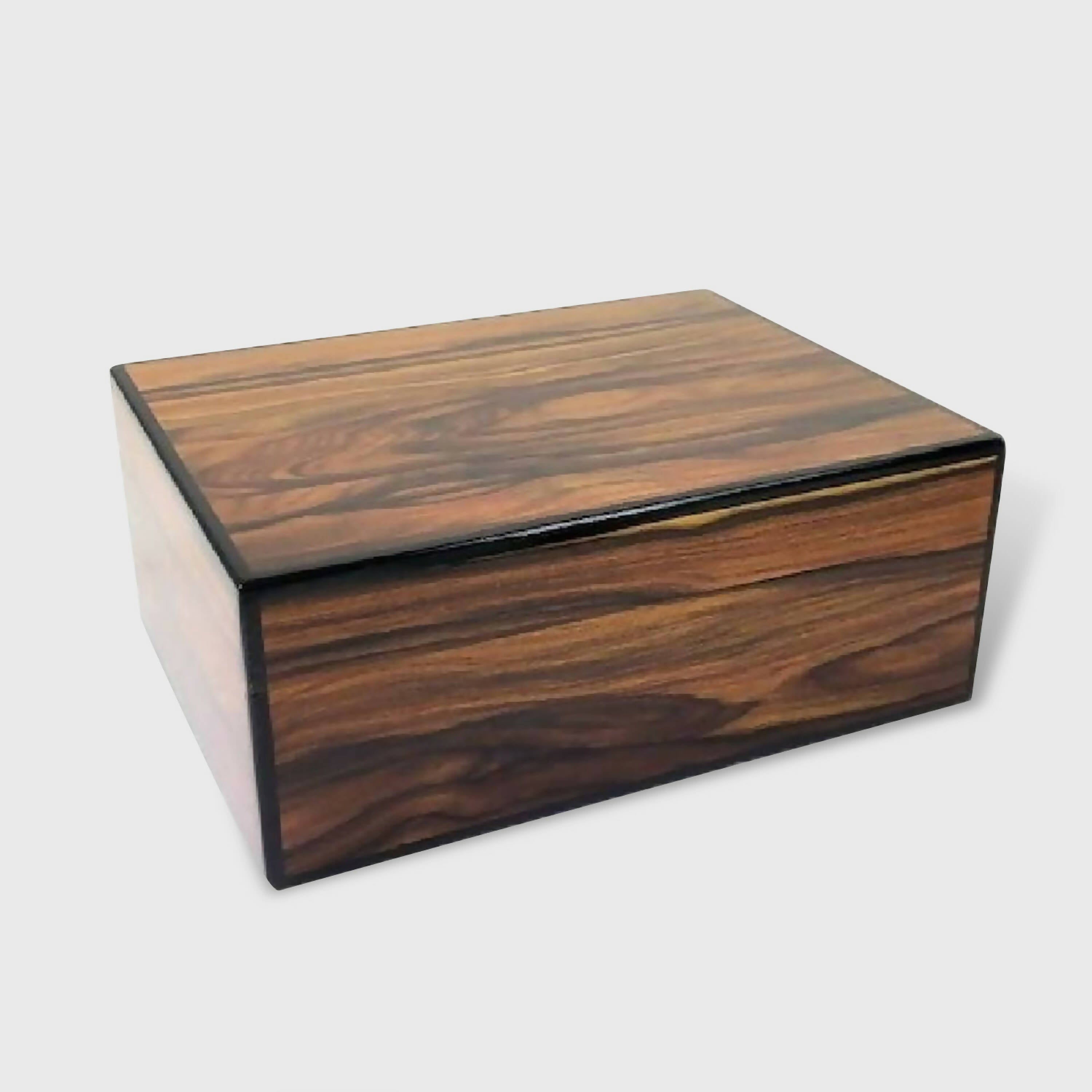 1Fjy3ZwWIn | EMPREINTES Paris