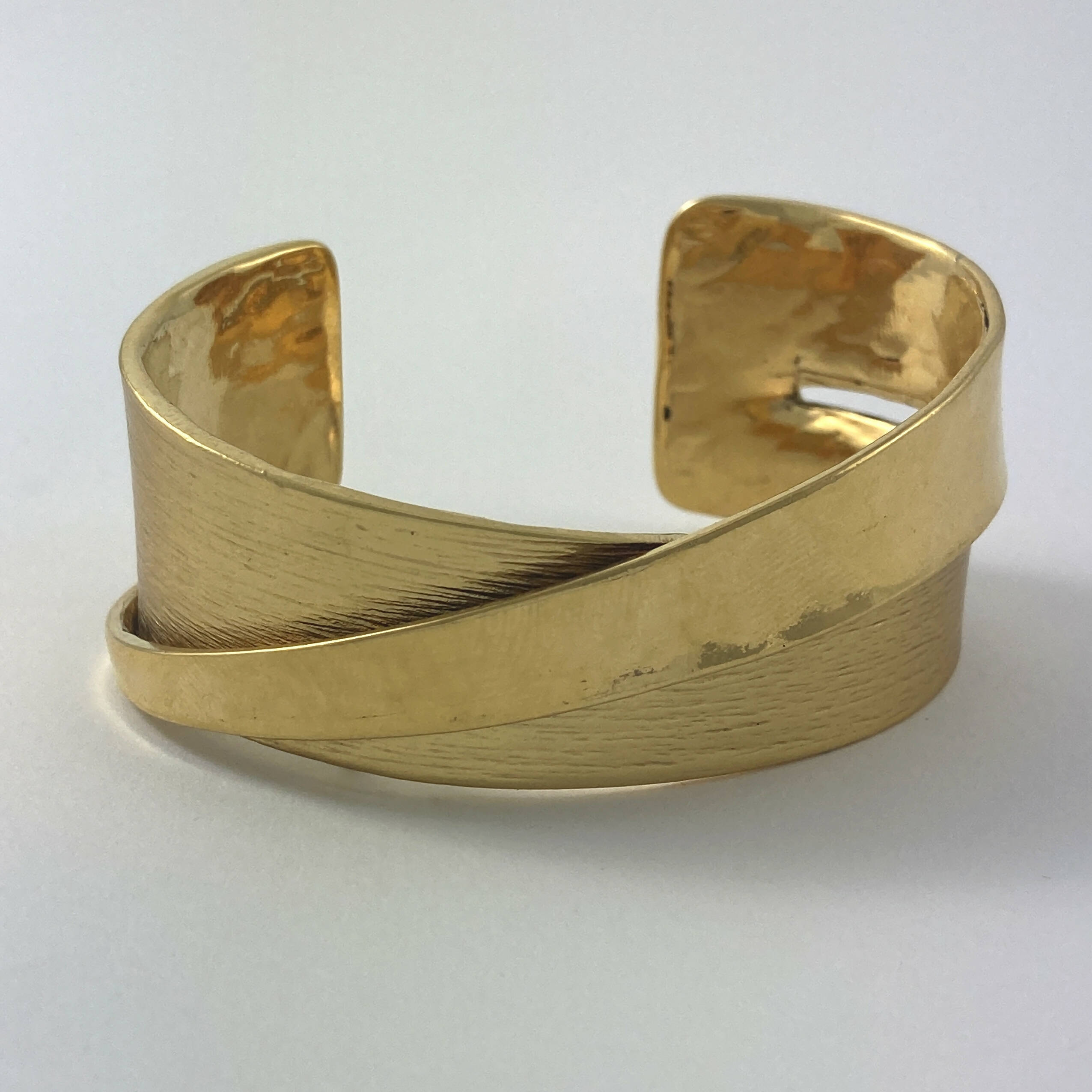 Bracelet en étain doré 3 | EMPREINTES Paris