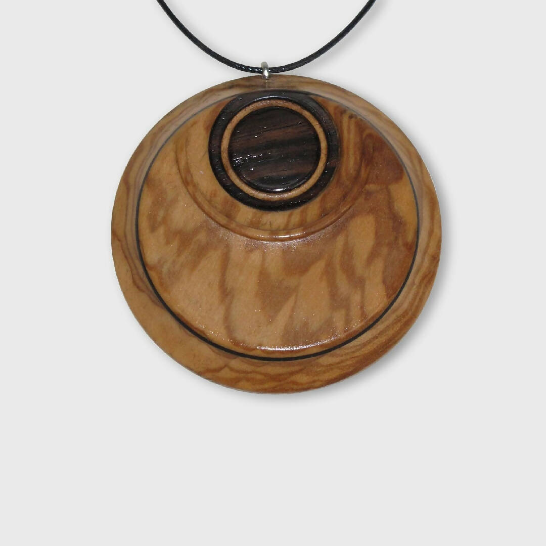 Pendentif en olivier et ébène | EMPREINTES Paris