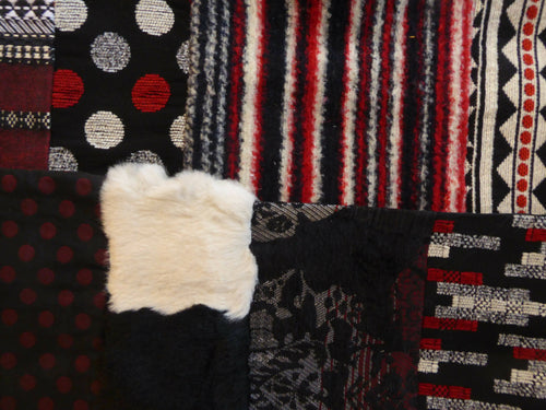 Écharpe hivernale XL- noir rouge | EMPREINTES Paris - EMPREINTES Paris