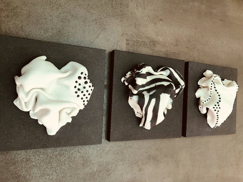 Bas relief tableau collection cœur porcelaine graphique 2 | EMPREINTES Paris - EMPREINTES Paris