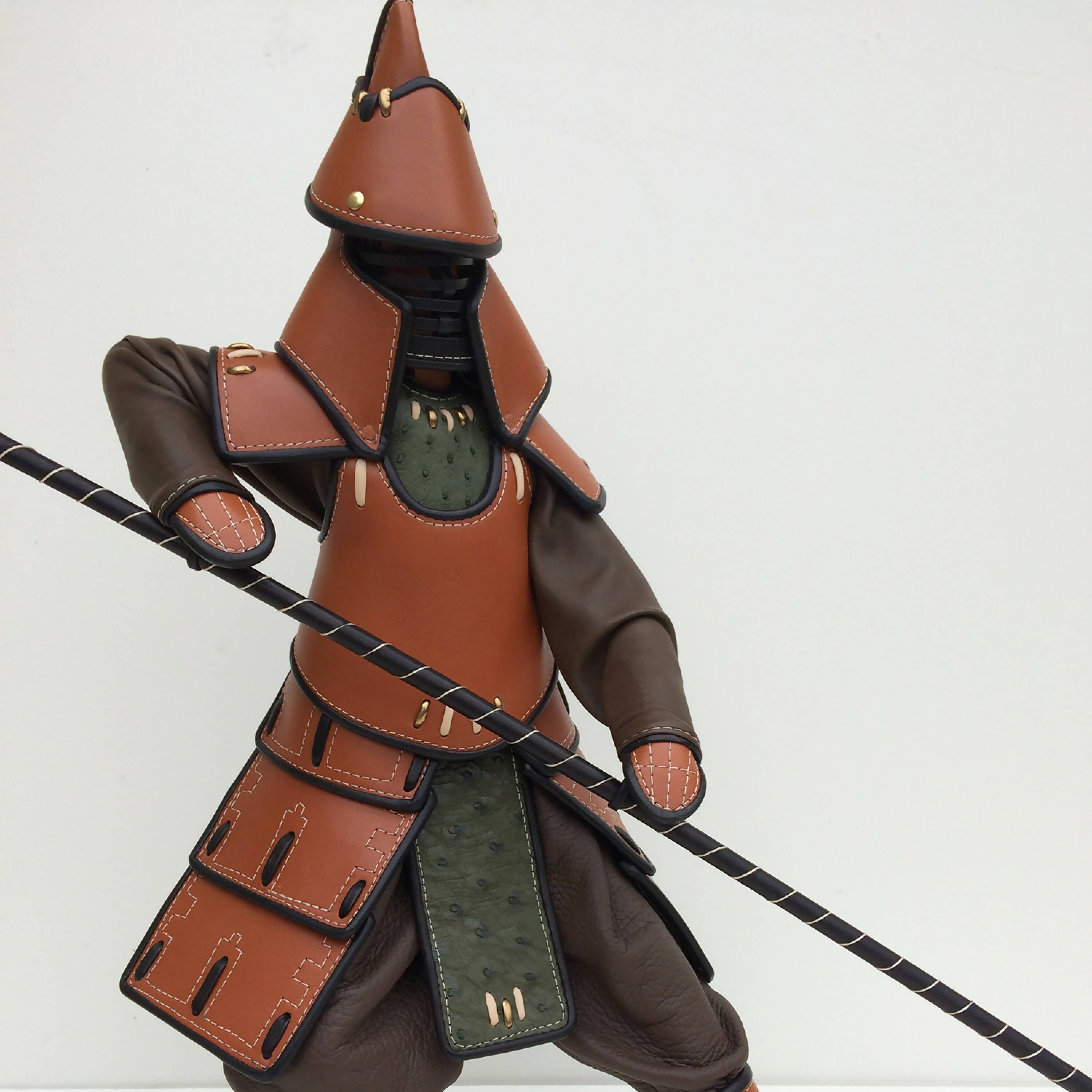 Sculpture Samouraï lancier marron | EMPREINTES Paris