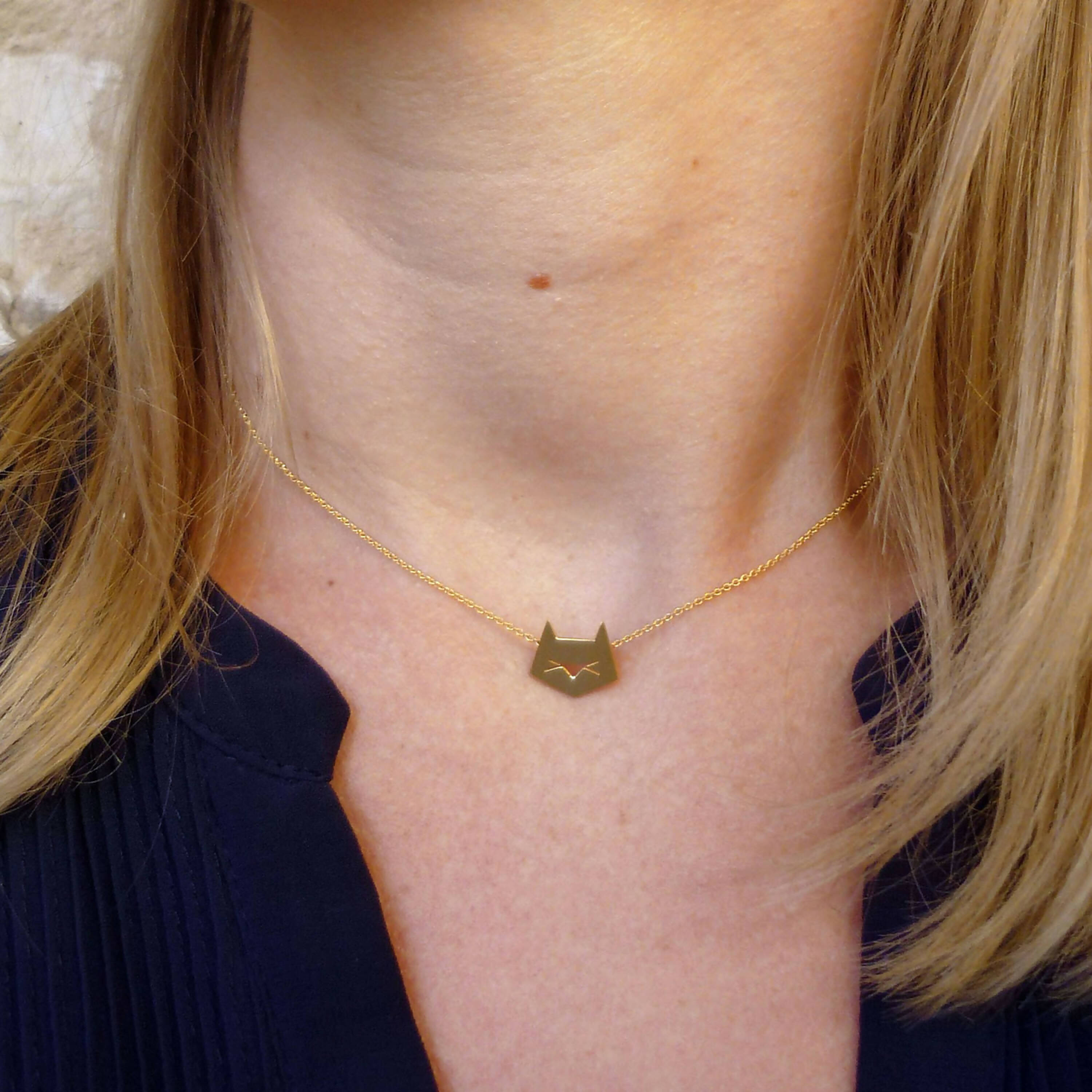 Collier chat graphique doré | EMPREINTES Paris