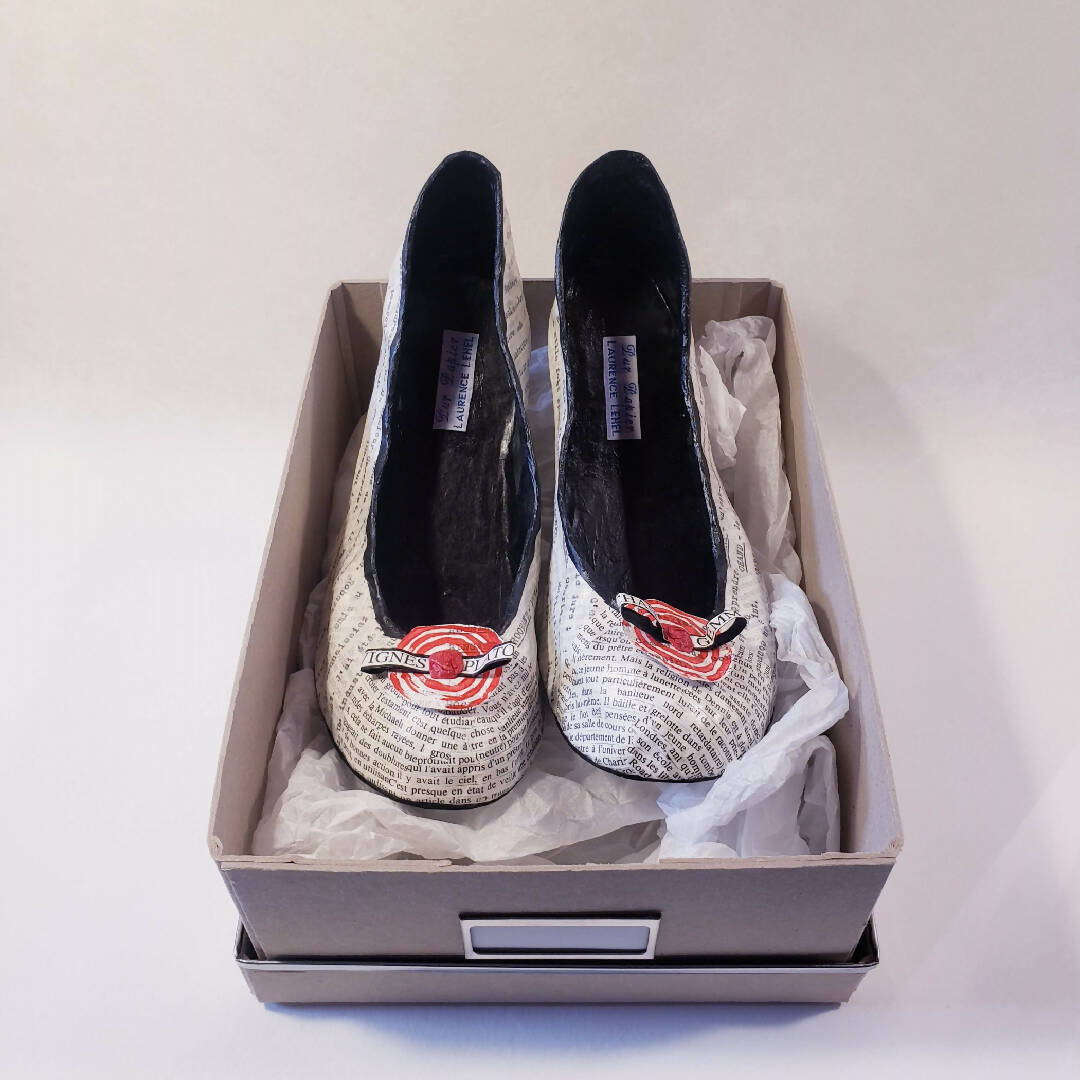 Sculpture papier Stilettos | EMPREINTES Paris