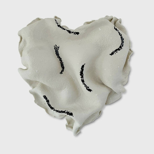 Bas relief tableau collection cœur porcelaine verre noire | EMPREINTES Paris - EMPREINTES Paris