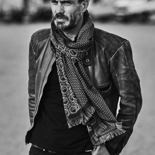 Écharpe midi laine soie chocolat pavé écrous grilles | EMPREINTES Paris - EMPREINTES Paris