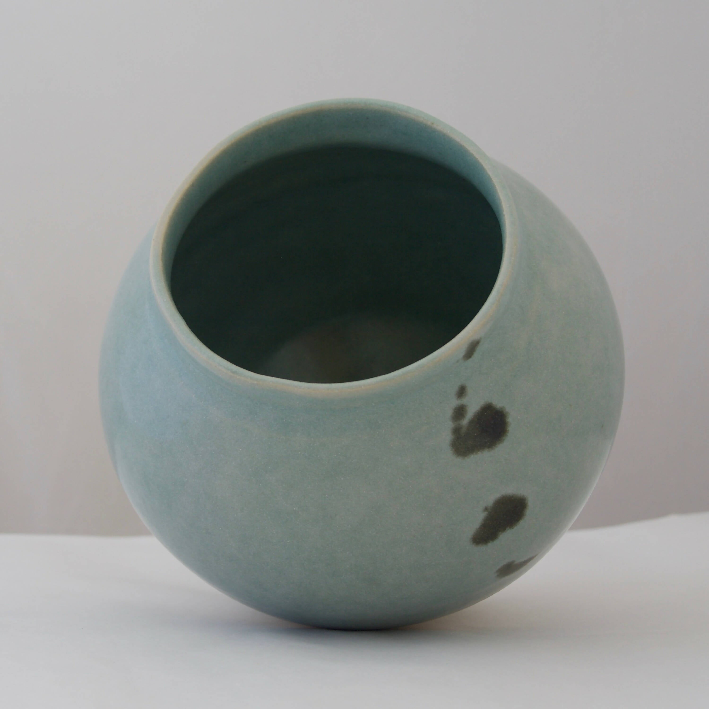 Vase Boule Petits Pas | EMPREINTES Paris