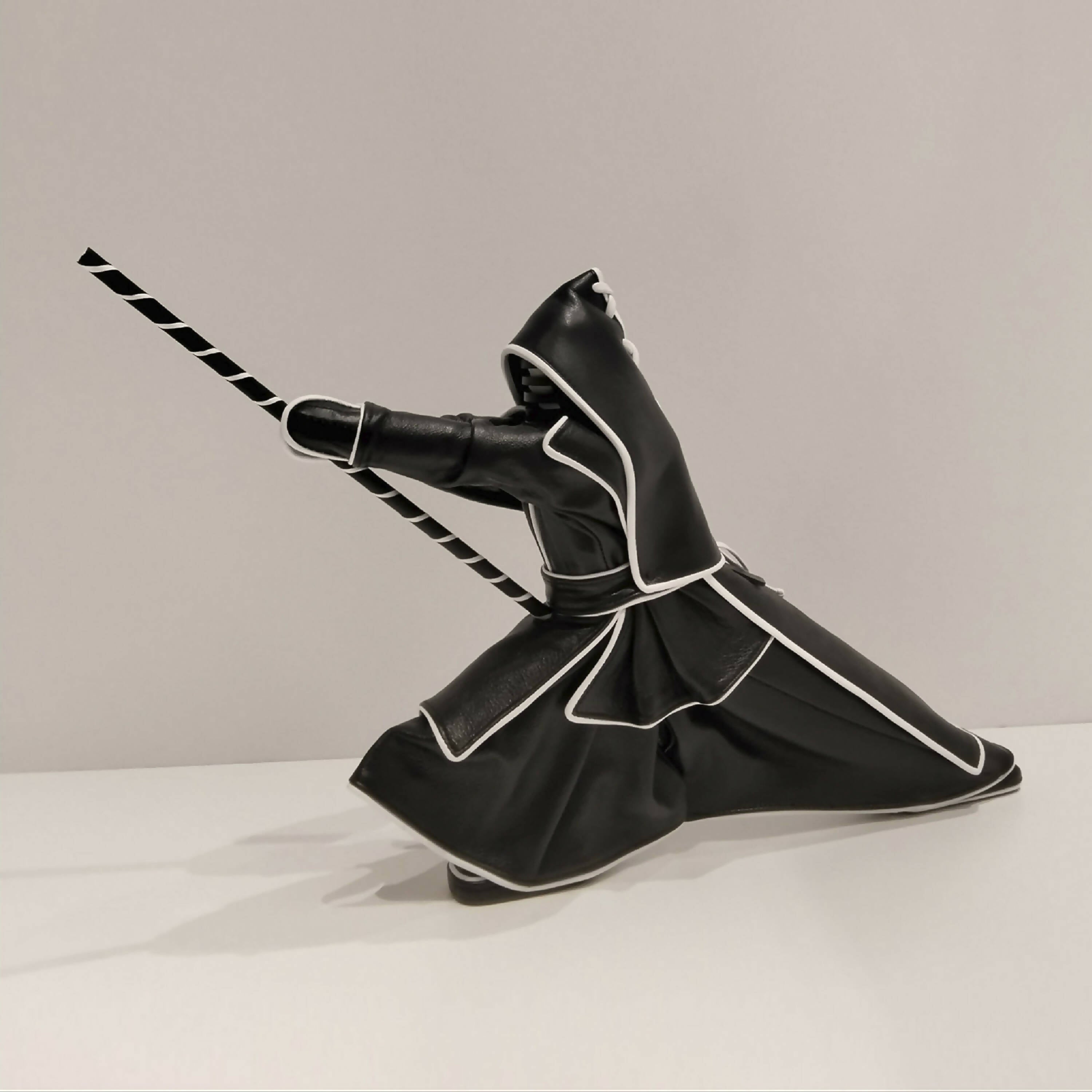 Sculpture cuir Kendo | EMPREINTES Paris | EMPREINTES Paris