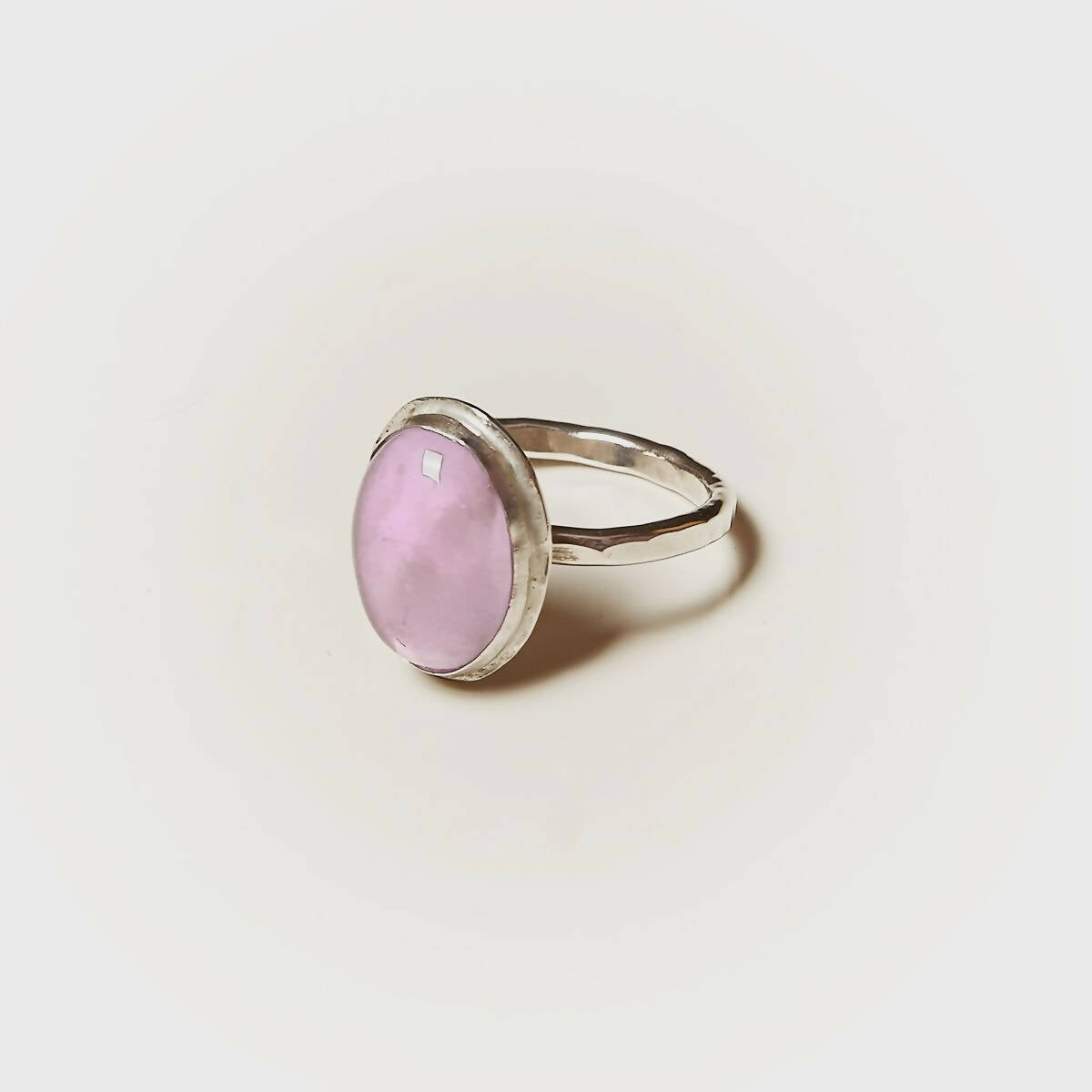 Bague Argent GLAIA avec Améthyste. | EMPREINTES Paris