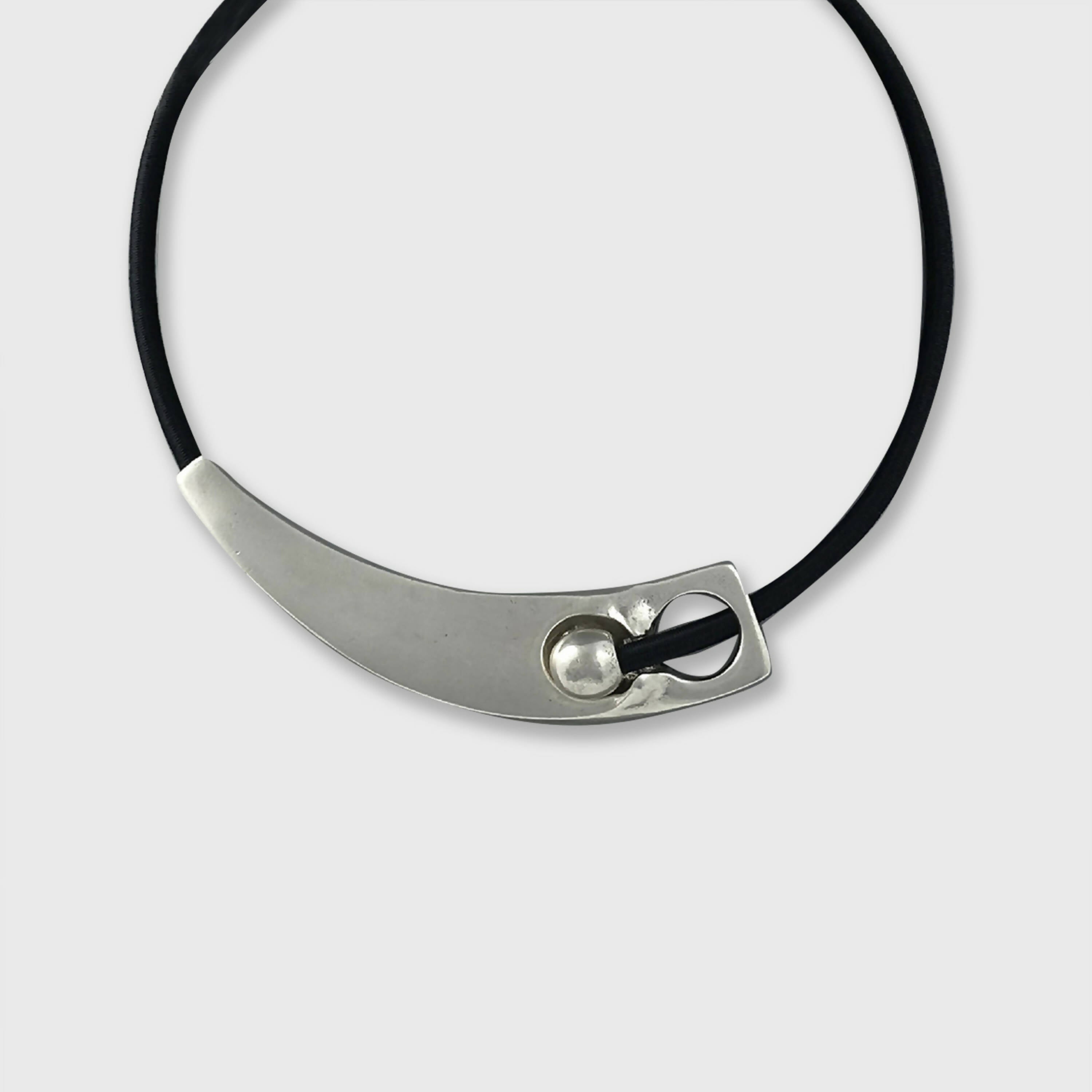 Collier réglable en étain argenté 1 | EMPREINTES Paris