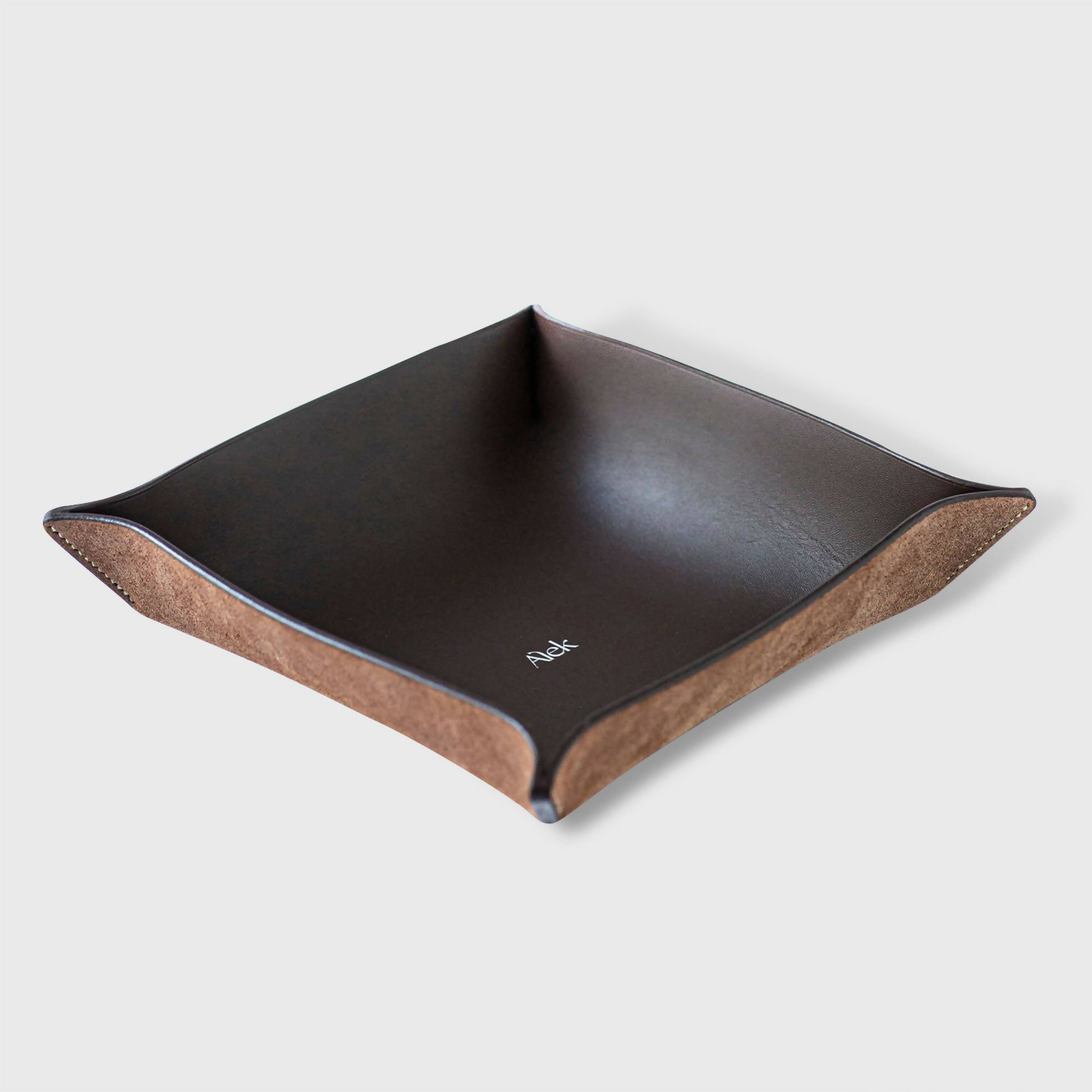 Vide poche en cuir marron foncé | EMPREINTES Paris