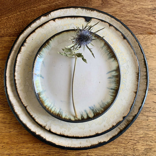 Set de deux petites assiettes plates en grès - Collection Moon | EMPREINTES Paris - EMPREINTES Paris