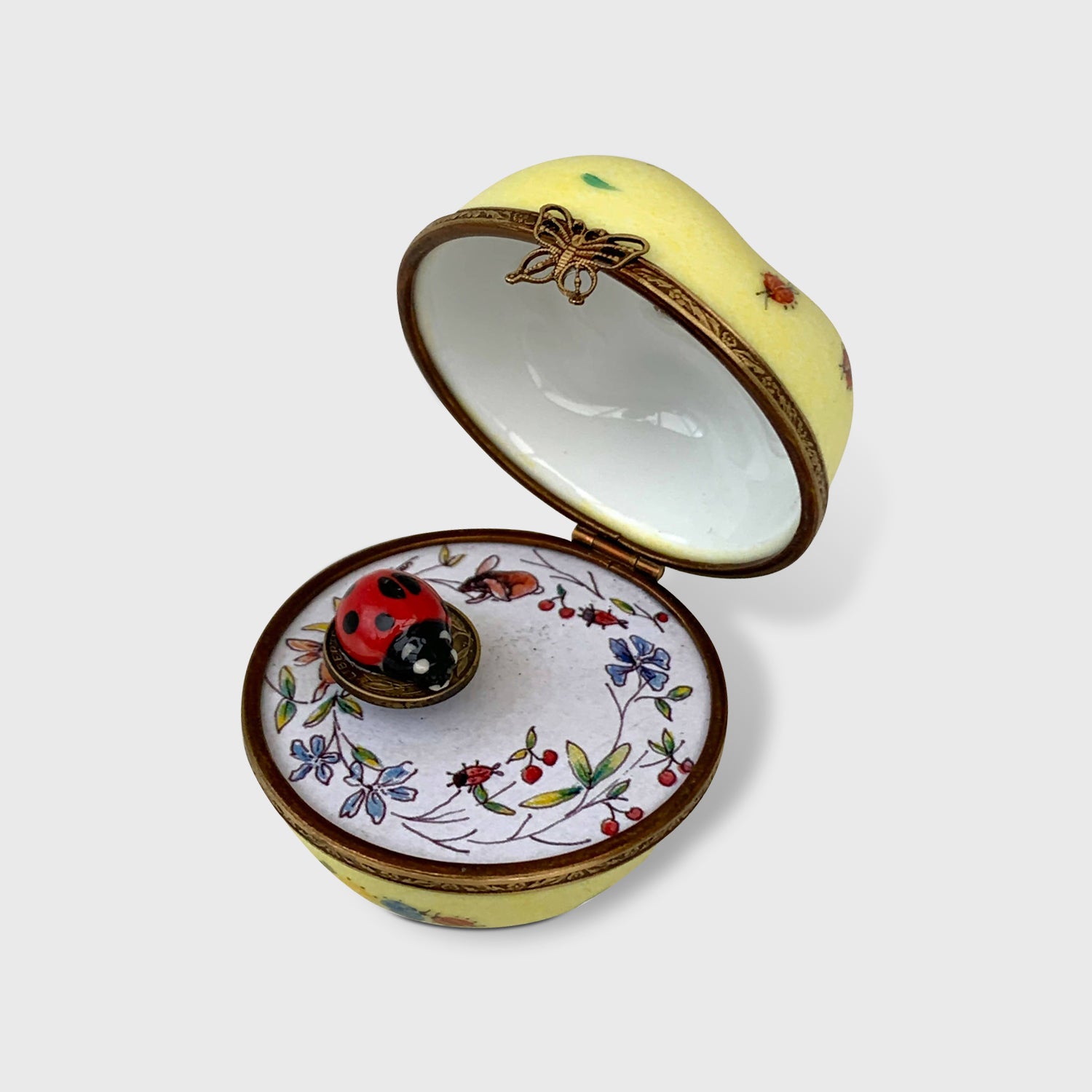 Pomme musicale jaune et coccinelle rouge | EMPREINTES Paris