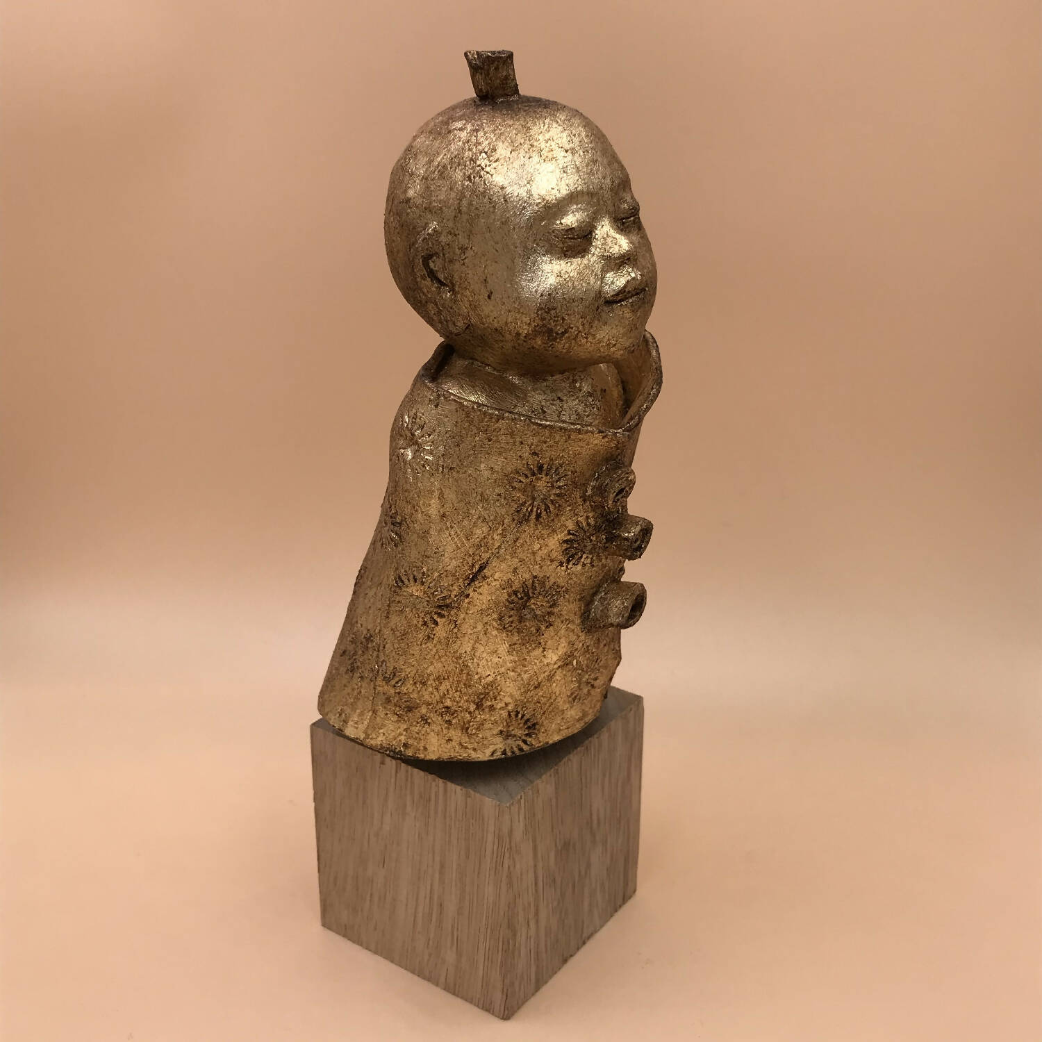 Sculpture APOO doré Petit Moine | EMPREINTES Paris | EMPREINTES Paris