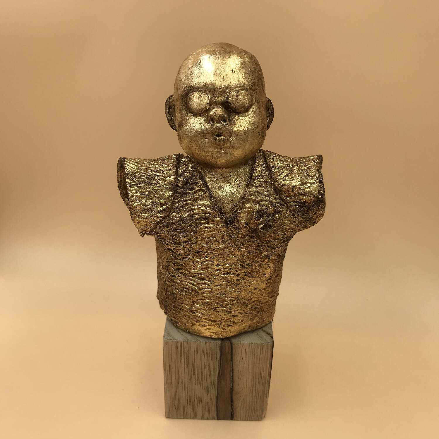 Sculpture APOO doré Bilal | EMPREINTES Paris