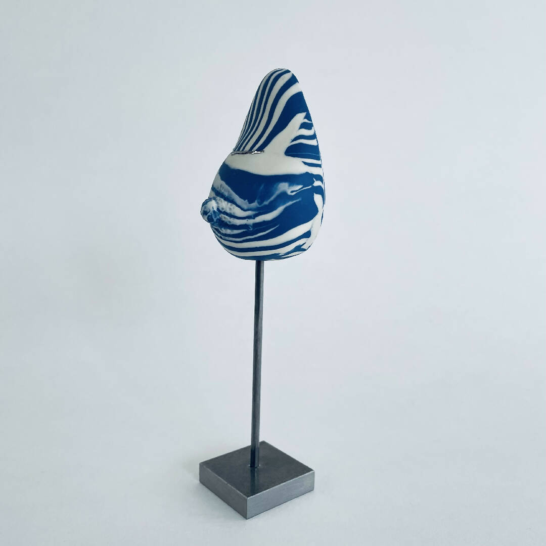 Sculpture sein porcelaine blanche et bleue + liserés argent | EMPREINTES Paris | EMPREINTES Paris