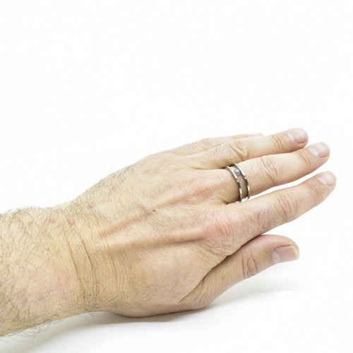 Bague titane orné d'une perle | EMPREINTES Paris - EMPREINTES Paris