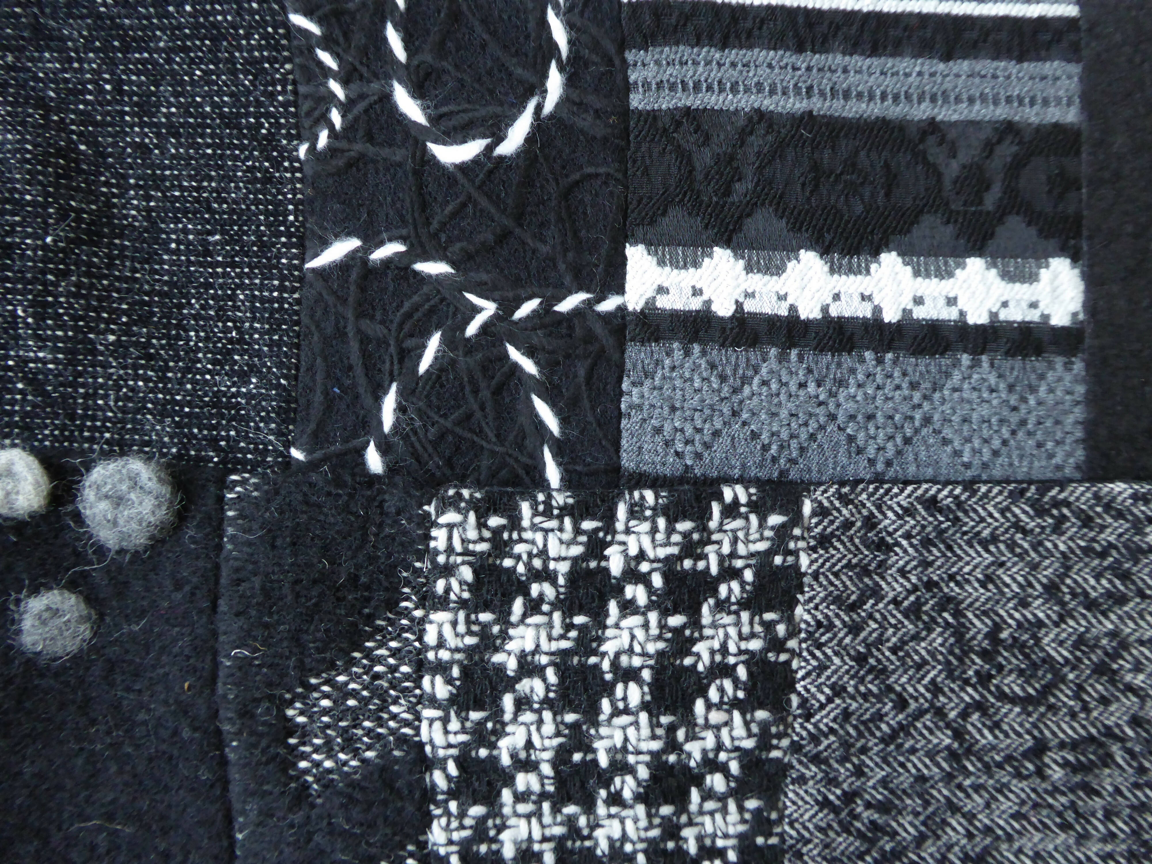 Écharpe hivernale -graphique black | EMPREINTES Paris