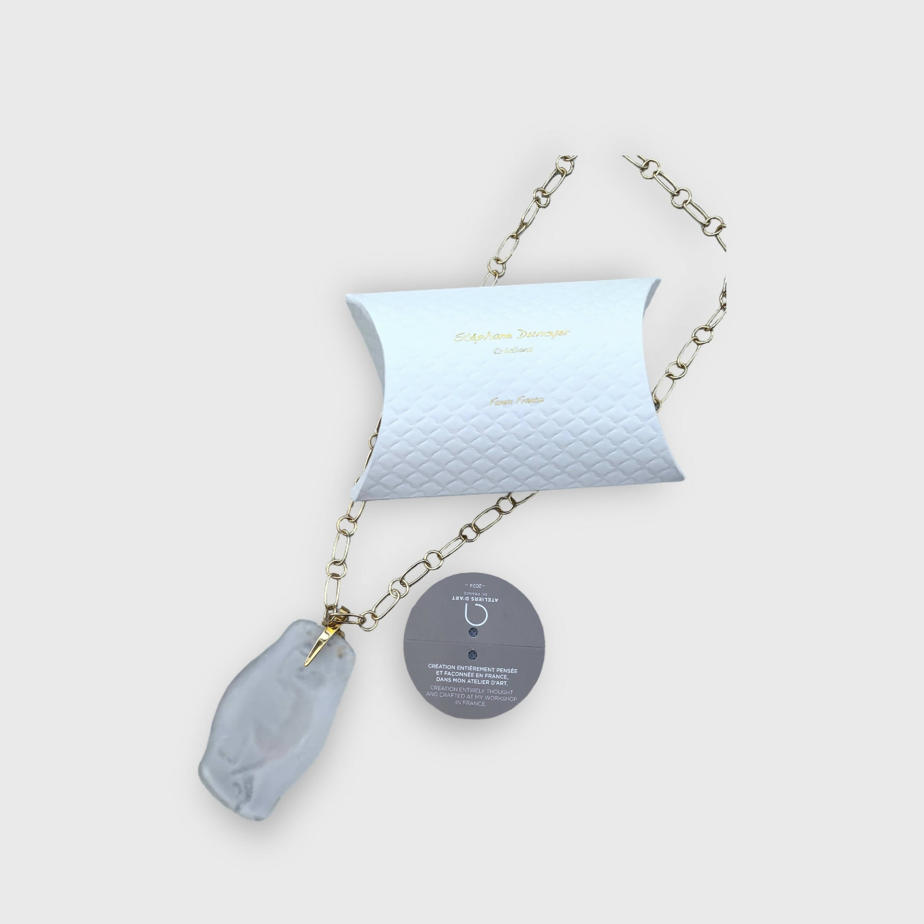 singe, sautoir, original, bijou symbolique, ethnique, romantique, chic bohème, amoureux, collier pour femme, art déco, art nouveau, idées cadeaux pour elle, saint Valentin, piece unique, bijoux doré, pate de verre, cristal | EMPREINTES Paris