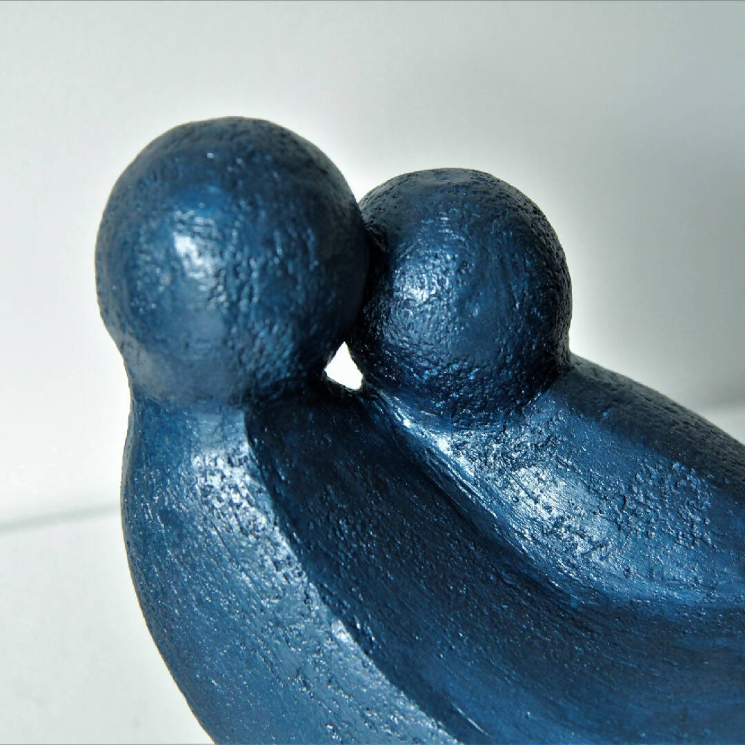 Sculpture contemporaine couple L