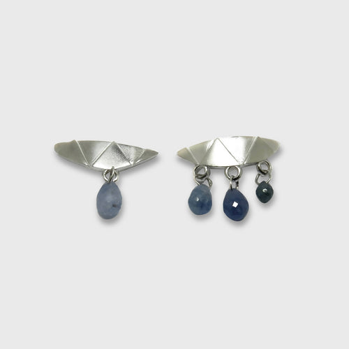 Boucles d'oreilles asymétriques saphirs naturels bleus | EMPREINTES Paris - EMPREINTES Paris