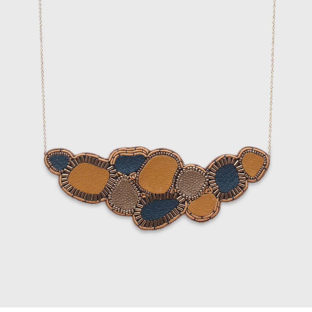 Collier Plastron Capsule dorée | EMPREINTES Paris