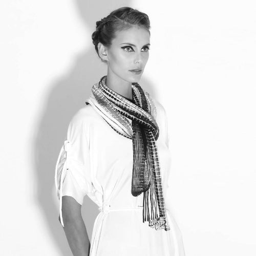 Écharpe Longue plissée twill de soie Plicatwill | EMPREINTES Paris - EMPREINTES Paris