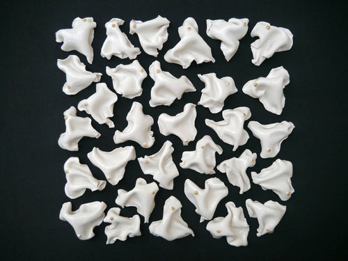 Bas relief tableau collection cœur porcelaine émail et verre noir | EMPREINTES Paris - EMPREINTES Paris