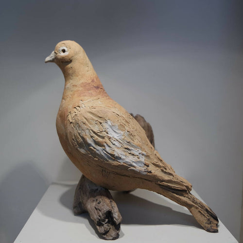 Sculpture Pigeon roux sur bois | EMPREINTES Paris - EMPREINTES Paris