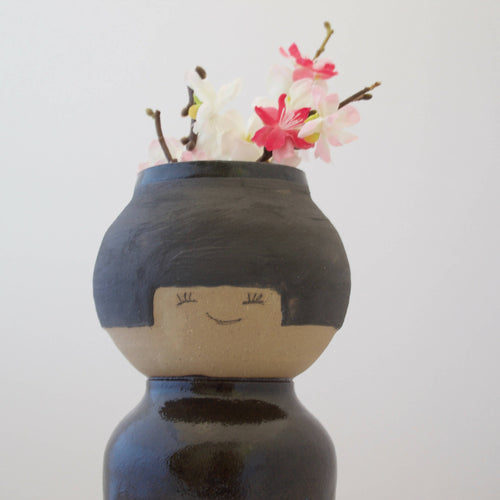 Vase Kokeshi Chocolat et Petits Pois en grès | EMPREINTES Paris - EMPREINTES Paris