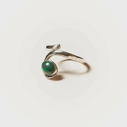 Bague PERCE NEIGE en argent avec une malachite. | EMPREINTES Paris - EMPREINTES Paris