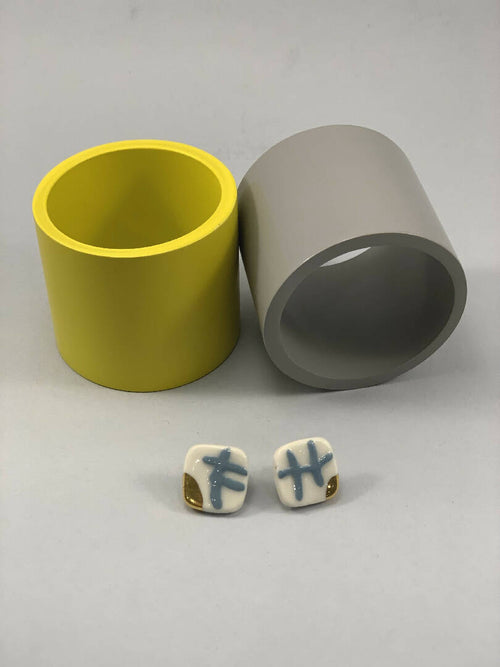 Boucles d'oreilles Quadrille puces bleu canard et or | EMPREINTES Paris - EMPREINTES Paris