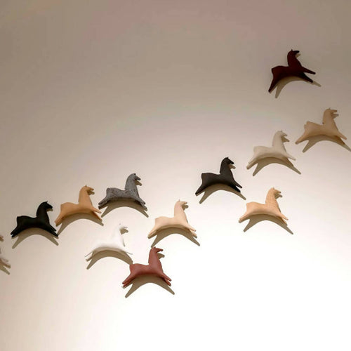 Sculpture Murale Mini Cheval Beige Foncé | EMPREINTES Paris - EMPREINTES Paris