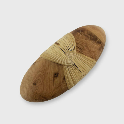 Galet de genévrier cade drapé avec vannerie de rotin | EMPREINTES Paris - EMPREINTES Paris