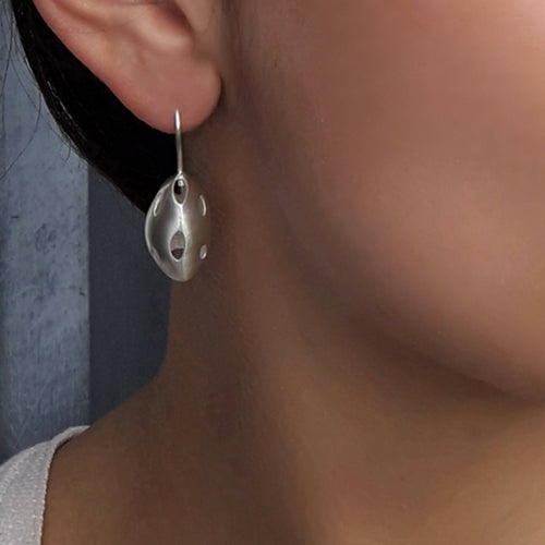 Boucles d'oreilles Graine ajourée | EMPREINTES Paris - EMPREINTES Paris