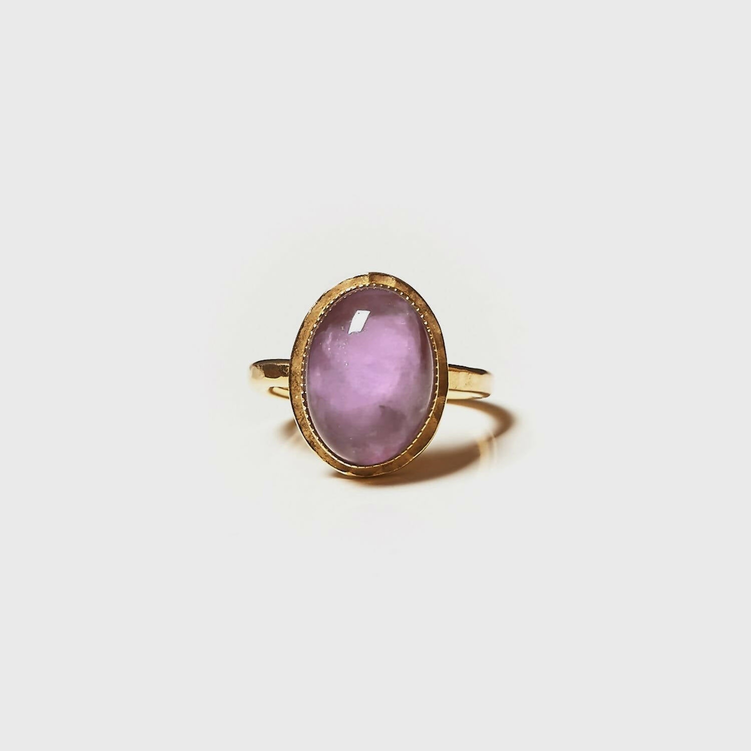 Bague GLAIA plaqué or avec une améthyste. | EMPREINTES Paris