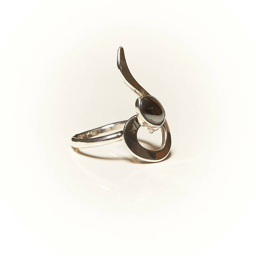 Bague LIZAE en argent avec une hématite. | EMPREINTES Paris - EMPREINTES Paris