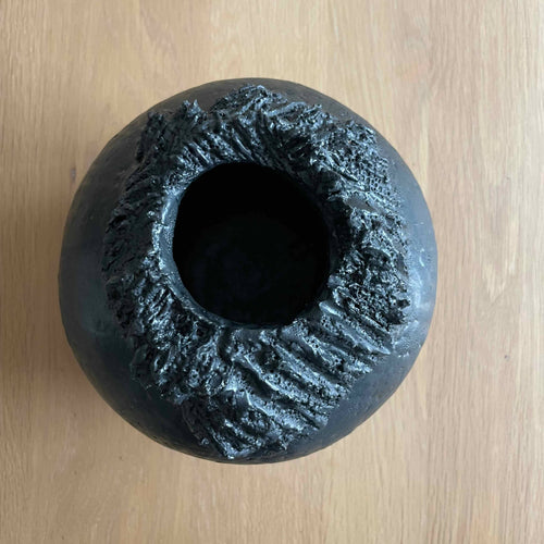 Pot sculpture Black Land | EMPREINTES Paris - EMPREINTES Paris