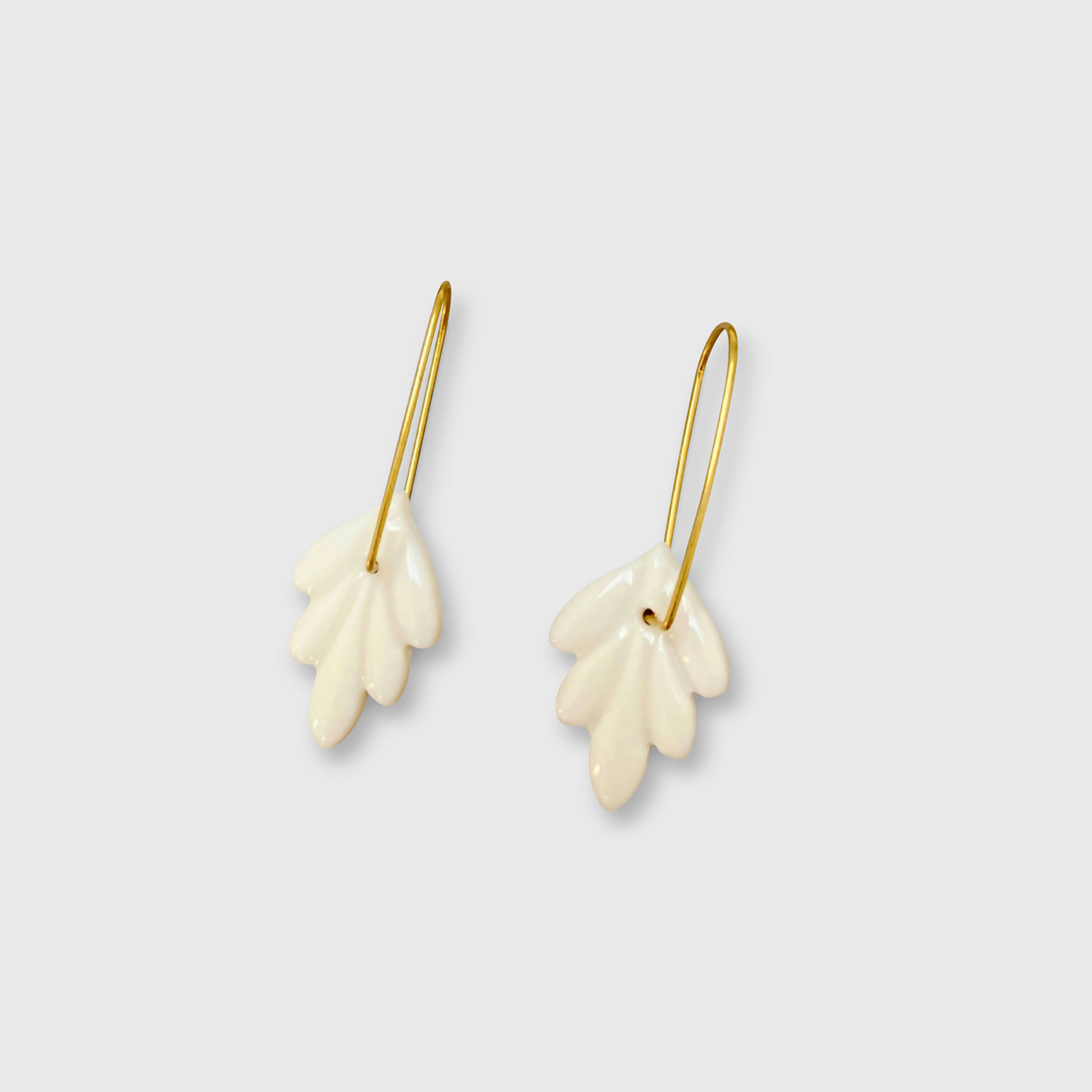 dormeuses_lys_en_porcelaine_nathalie_penders_ceramics | EMPREINTES Paris